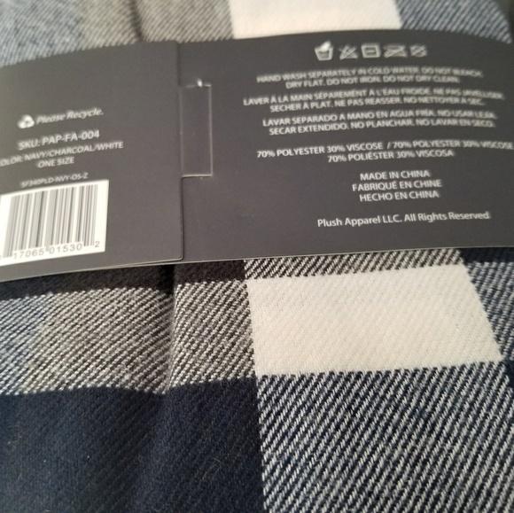 Scarf - Picture 2 of 2